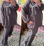 HEERLIJK HUISPAK BLING STRIK MATEN 48 TOT 54/56