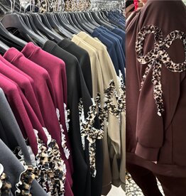 SWEATER ARM PANTER STRIK MATEN 44/46 TOT RUIME 52