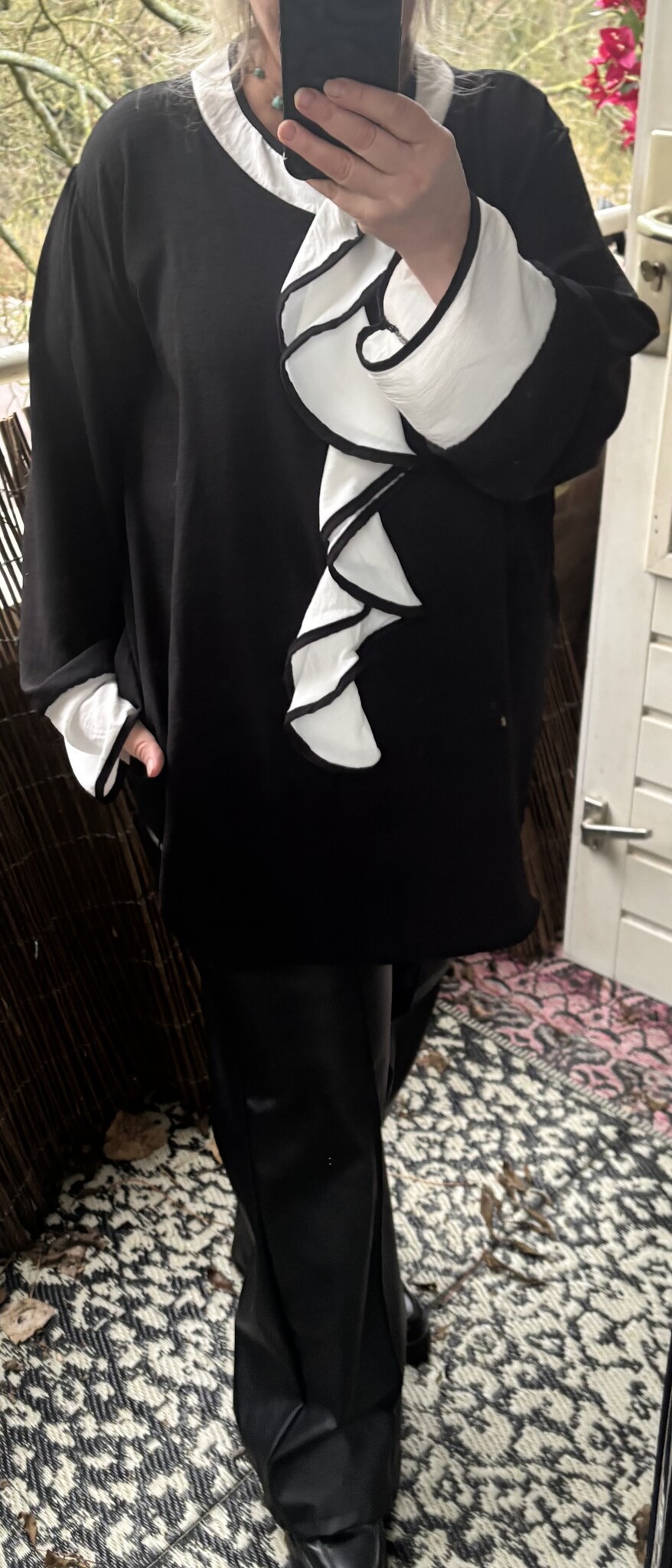 BROEK HIP 25/26 LEATHER LOOK MATEN 44 TOT 48/50