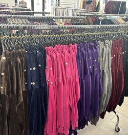 VELOURS HUISPAK KNOOP MATEN 44 TOT RUIME 52