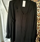 BLOUSE CHIQUE MANCHET MATEN 46/48 TOT RUIME 54