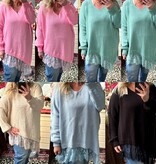 V hals Acryl met kant maten 44 tot 52