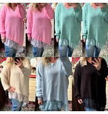 V hals Acryl met kant maten 44 tot 52