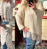 V hals Acryl met kant maten 44 tot 52