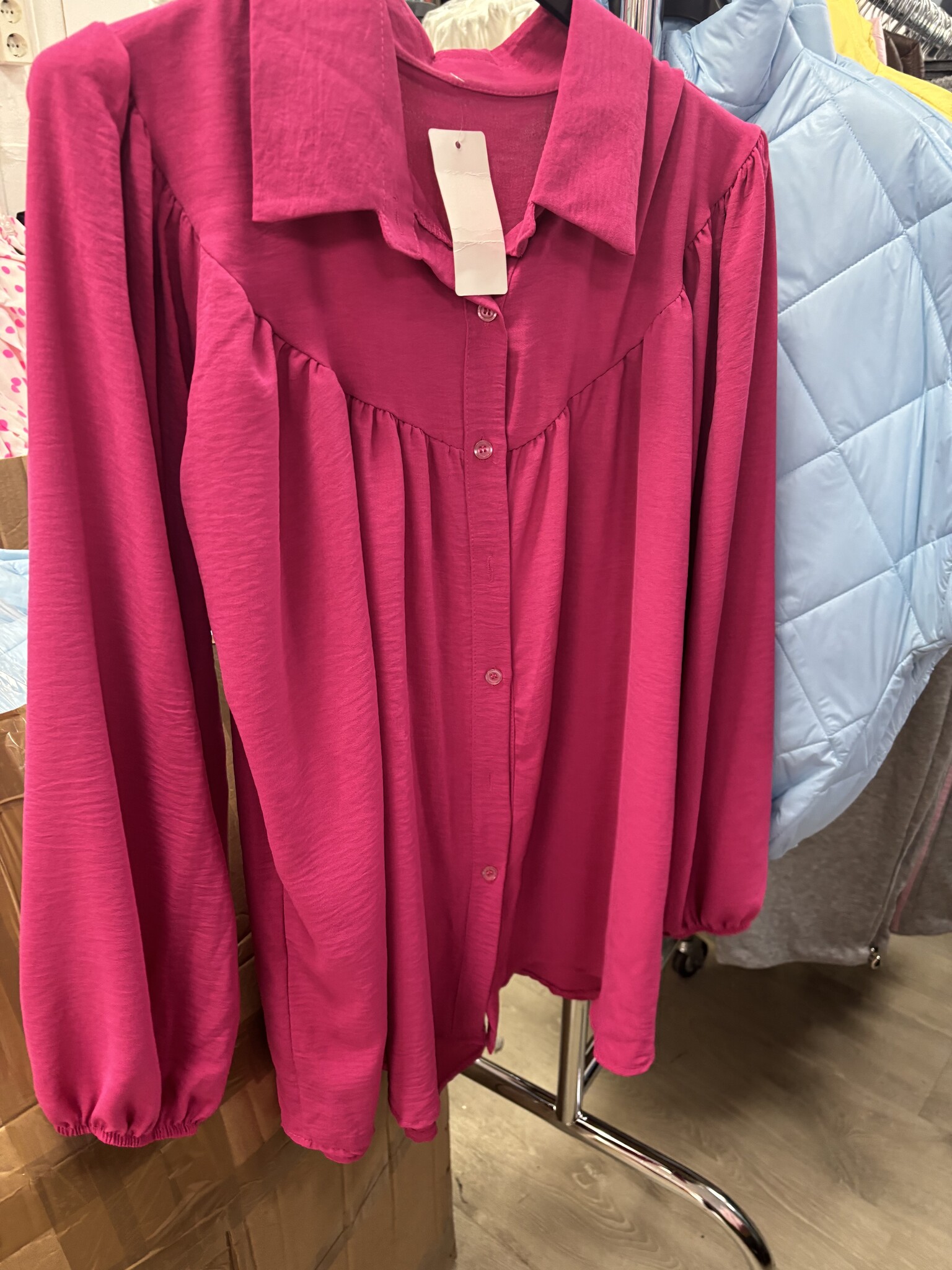 BLOUSE SPRING CHIQUE MATEN 44/46 TOT 52 RUIM