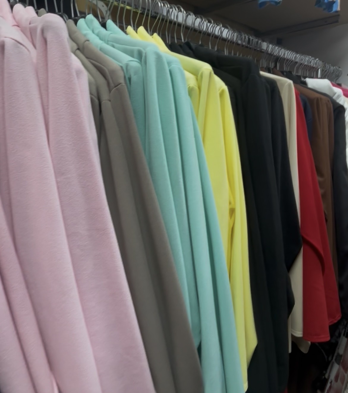 JASJE  VEST ELVIE MATEN 44/46 TOT 52 KLEINE 54