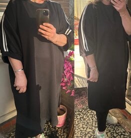 SWEATERDRESS STREEP MATEN 50 TOT RUIM 56