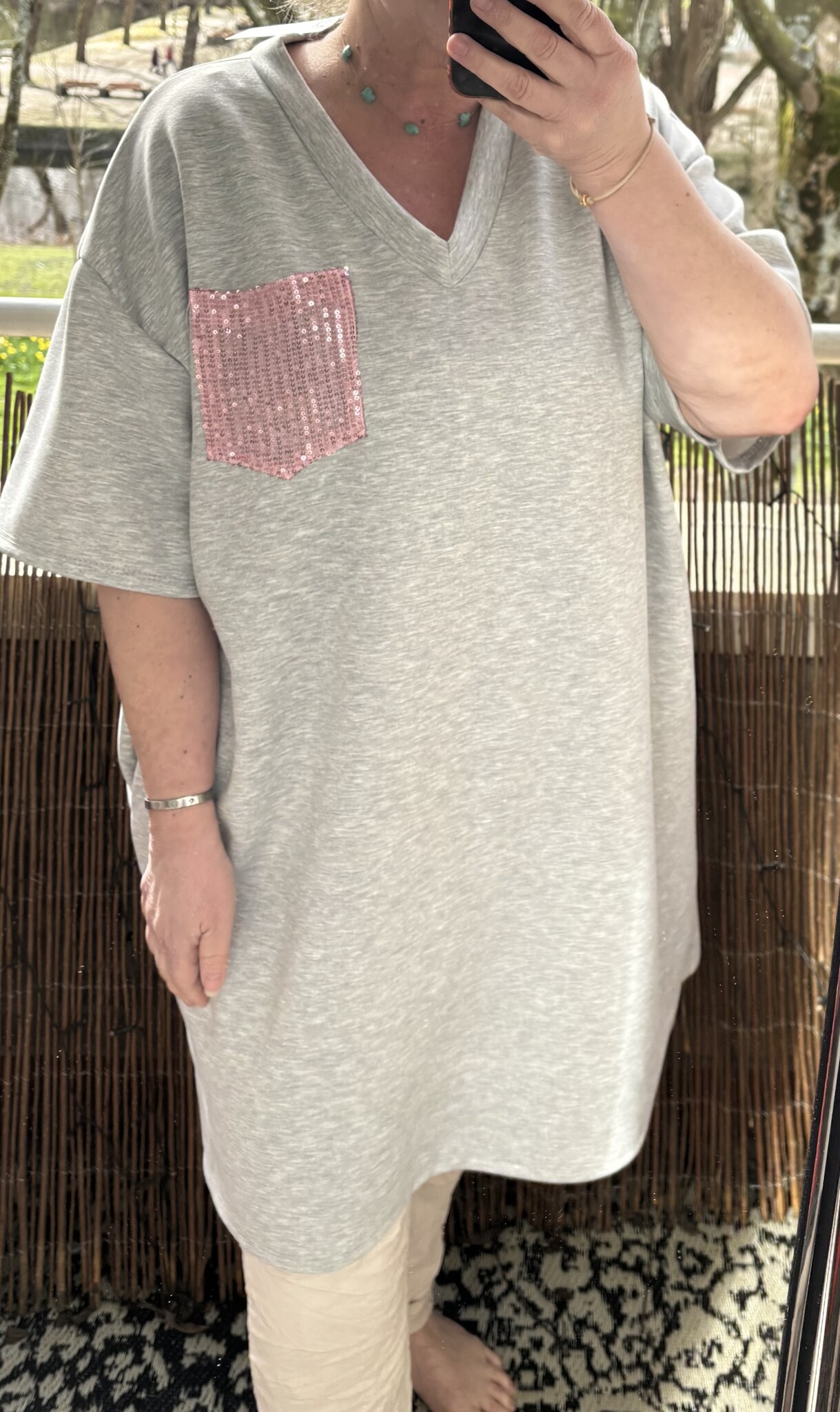 SWEATERDRESS V HALS BLING MATEN 46 TOT 54