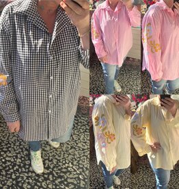 KATOEN BLOUSJE RUIT/ BORDUUR MATEN 44 TOT 52