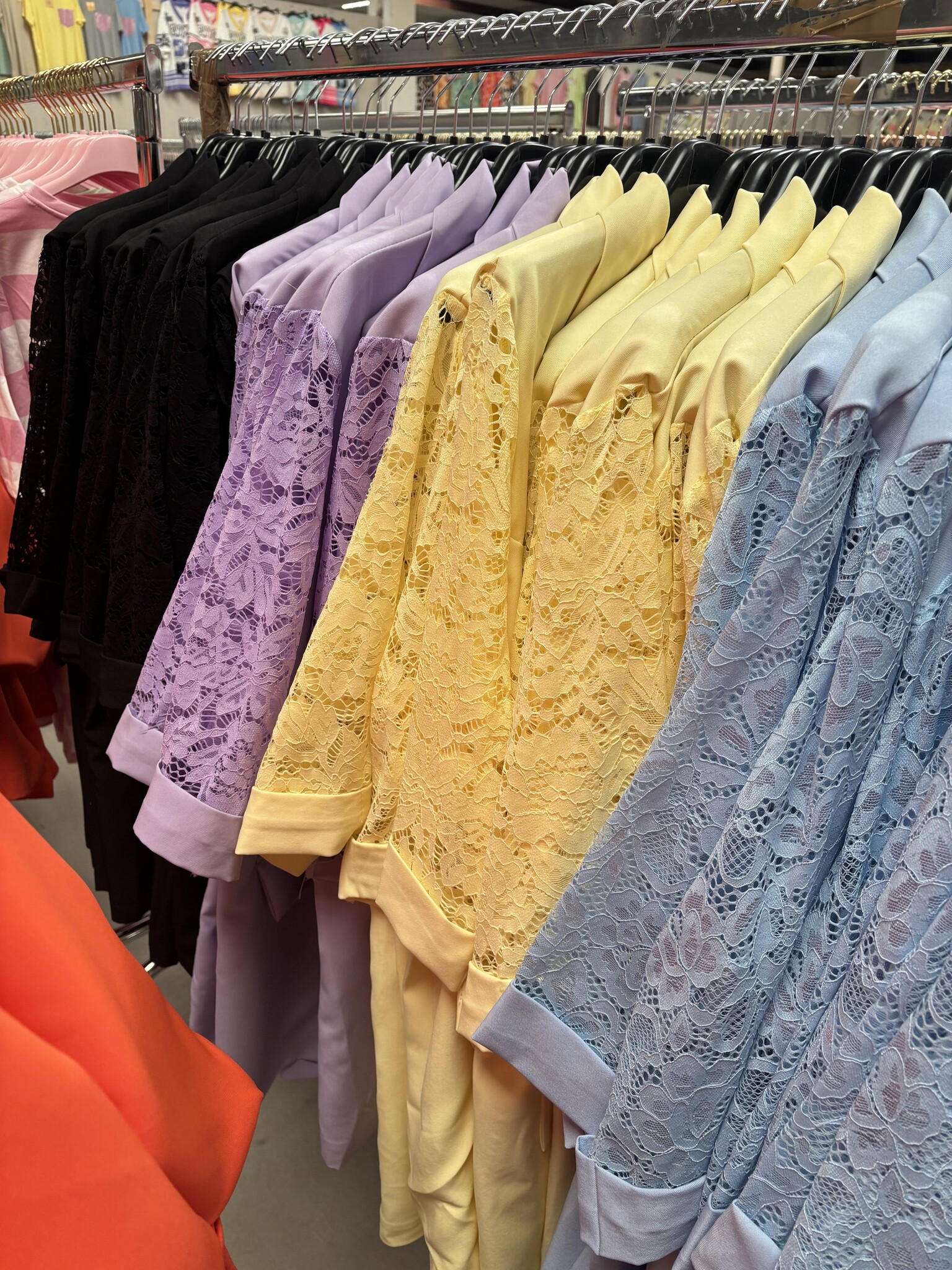 JASJE MOUW KANT MATEN 44 TOT 48 RUIM KLEINE 50