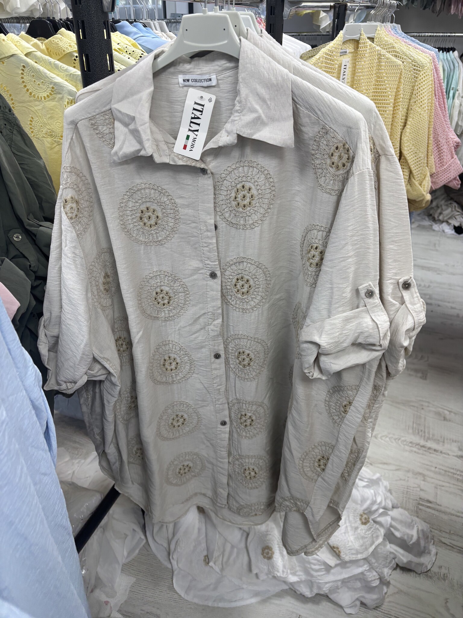CLASSY BLOUSE 26 IN 3 KLEUREN 46/48 TOT 54