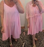 JURKJE LANGE TOP VIVRE MATEN 46/48 TOT 52 BOVEN ONDER WIJDER