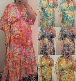 JURK CAPRI MATEN 44 TOT 52