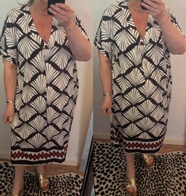 JURKJE CHLOE MATEN 48 TOT 54 RUIM