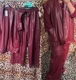 PAK LEATHER LOOK PU MATEN 46/48 TOT RUIME 52