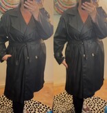 LEATHER LOOK TRENCHCOAT MATEN 48 TOT 54/56