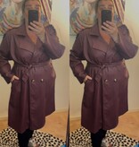 LEATHER LOOK TRENCHCOAT MATEN 48 TOT 54/56
