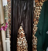 LEATHER LOOK LEGGING MATEN 46 TOT 52/54
