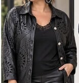LEATHER LOOK BLOUSE GEPERFOREERD MATEN 44 TOT 52