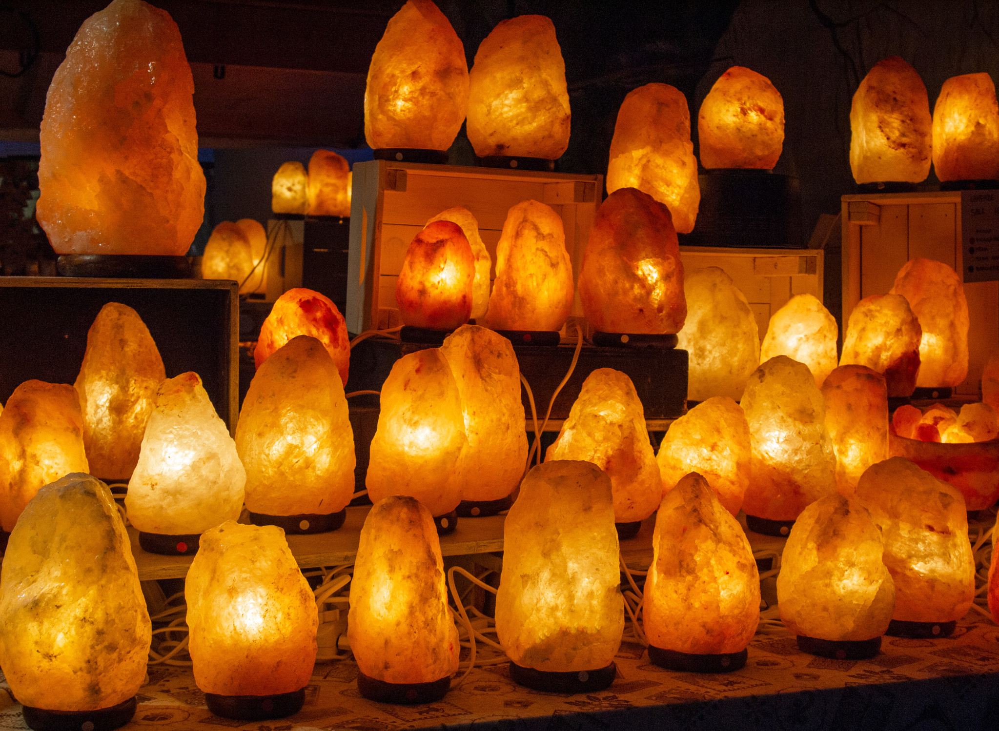 Natural Himalayan Salt Lamps, Salt Tiles & Tealight Holders