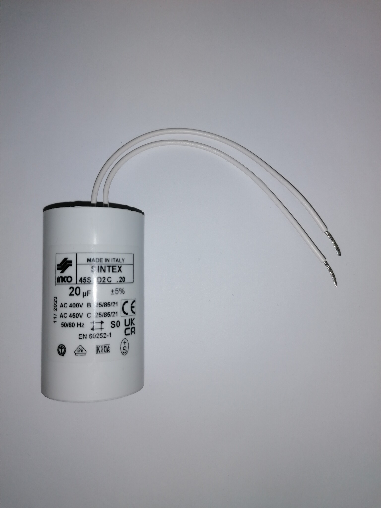 Condensator 20uF