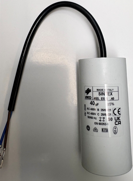 Condensator 40uF draad aansluiting