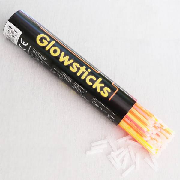 100 glow sticks