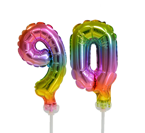 Regenboog taart decoratie ballonnen cijfers 90