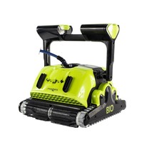 Bio vacuum cleaner for swimming pond