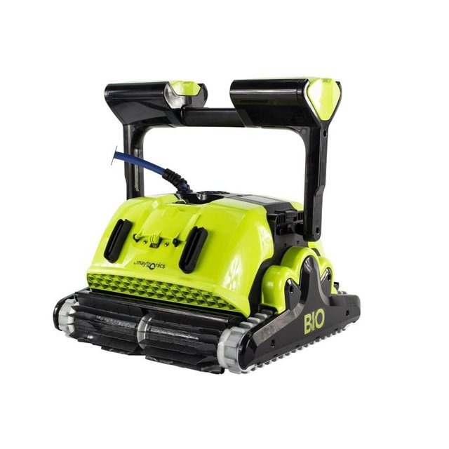 Bio vacuum cleaner for swimming pond
