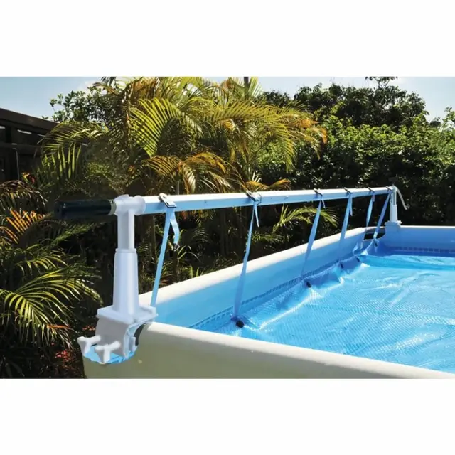 Roll-up device for above-ground pools