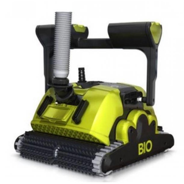 Bio vacuum cleaner for swimming pond