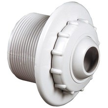 Spray hole for concrete swimming pools