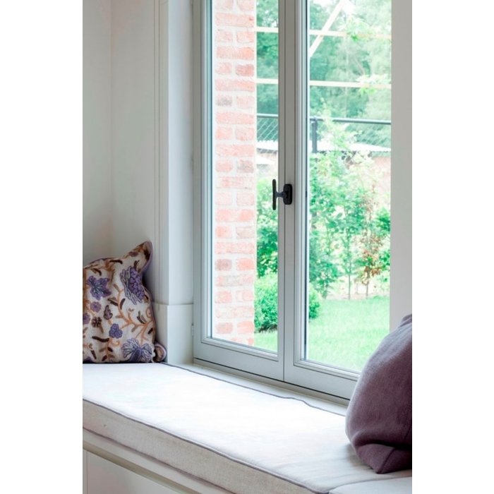 Dauby Black window handle PHT”T” /32aged iron - black