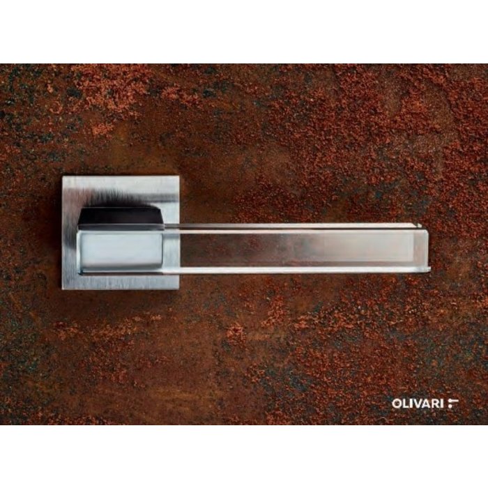 Olivari Poignée de porte Olivari Ice Cube sur rosace carrée chrome mat transparent