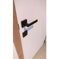 Intersteel Deurkruk Hera op vierkant rozet mat zwart