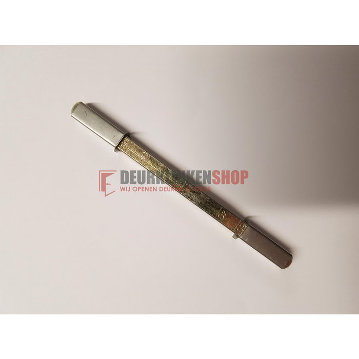 Assa Abloy 1 kit d'adaptation pour la France: 1 broche carrée Heso de 7x7x120mm + 2 manchons de 7 à 8mm