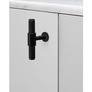 Buster+Punch Schwarzer Möbelgriff "T-BAR" Buster&Punch