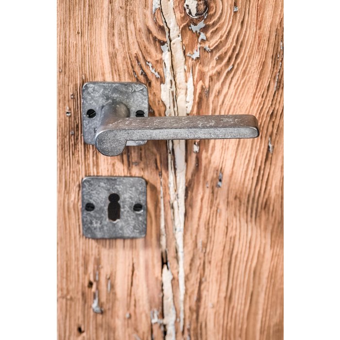 Dauby Pair of Dauby rosette 50Q raw metal (RM) key plates