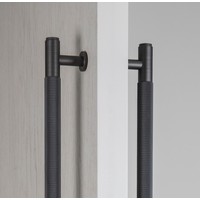 Dubbele deurgreep van B&P in smoked brons