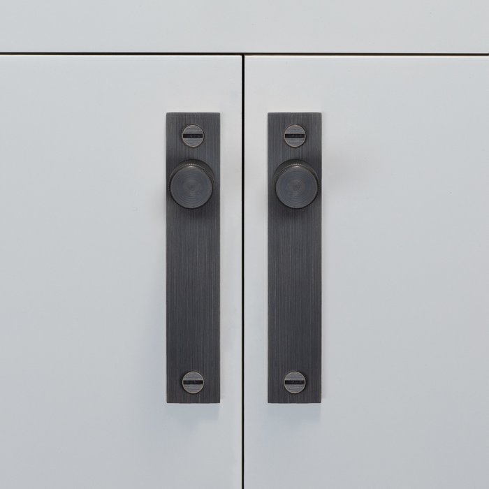 Buster+Punch Furniture knobs on plate Buster & Punch smoked bronze per pair
