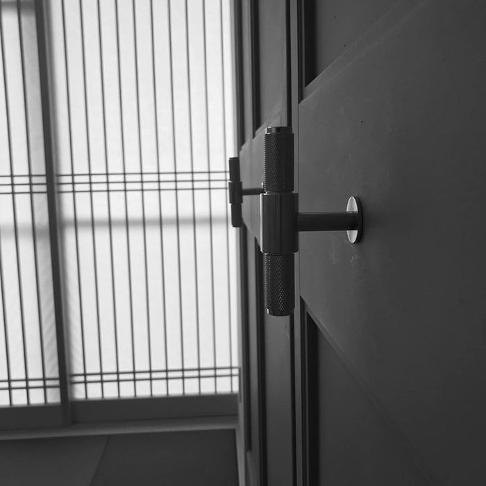 Buster+Punch Black furniture handle "T-Bar" from Buster&Punch