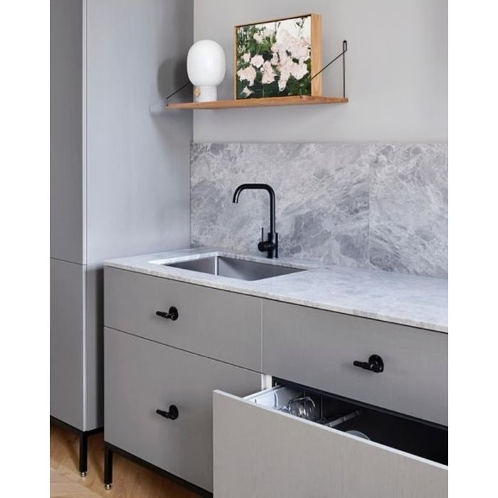 Buster+Punch T-BAR / PLAAT / ZWART / BUSTER+PUNCH