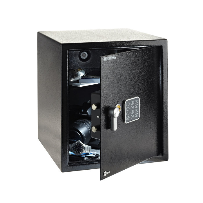 Assa Abloy Large private safe to keep belongings safe with digital keypad. Content: 40 liters