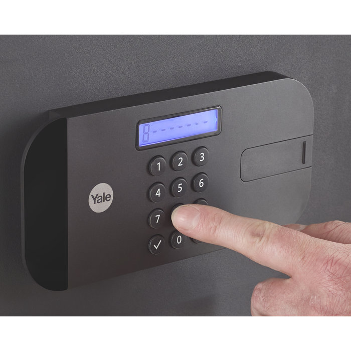 Assa Abloy Safe Laptop Safe to store your belongings safely with digital code keypad. Content: 26.9 Liters