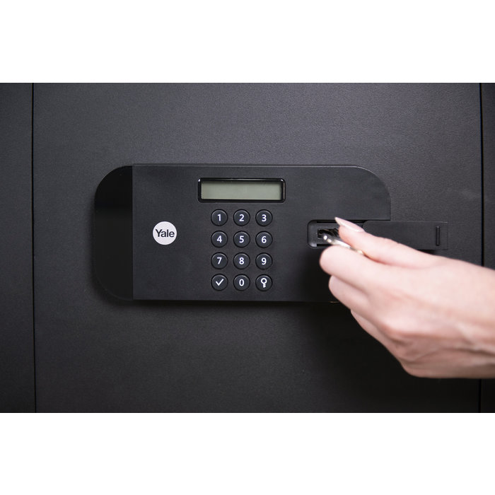 Assa Abloy Coffre-fort privé milieu de gamme pour ranger en toute sécurité de petits objets avec clavier numérique. Contenu : 20,5 litres