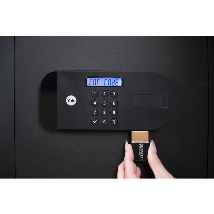 Assa Abloy Mid-range office safe to safely store documents with digital keypad. Content: 38.5 liters