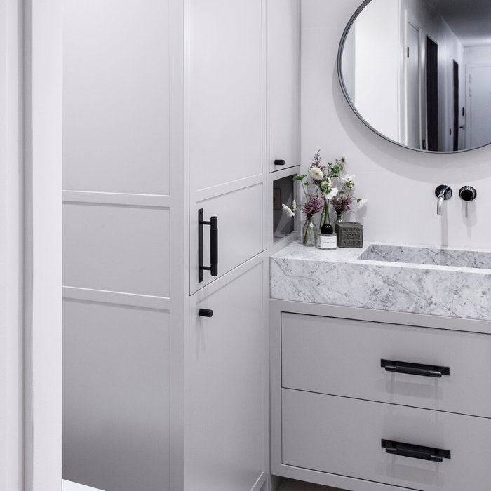 Buster+Punch Zwarte meubelgreep op plaat Buster+Punch