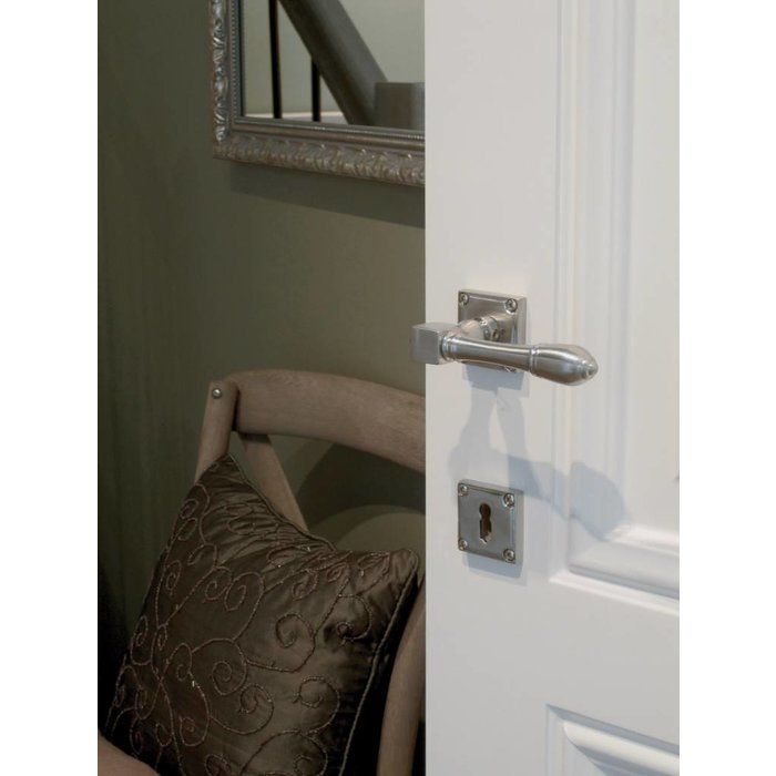 HDD Poignées de porte massives aspect inox Carre