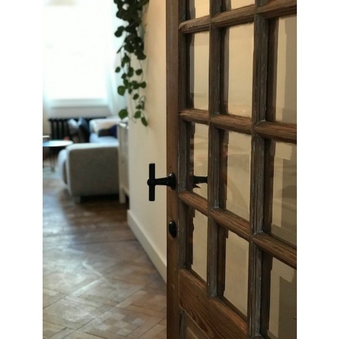 HDD Black door handles Petra T+L